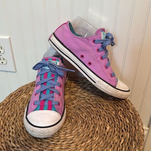 Converse Pink and Blue Sneakers - 4 - Good Condition - See all photos - Picture 4 of 9